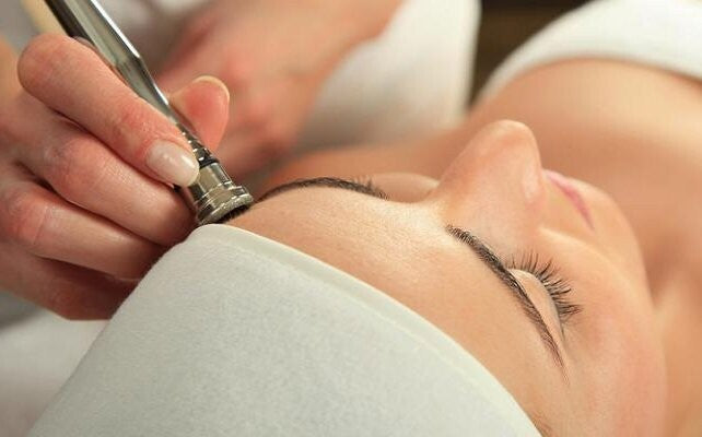 DeCastro Facial Cleansing