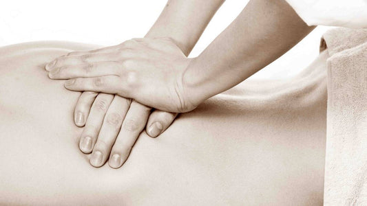 Massagem corporal de desbloqueio linfático