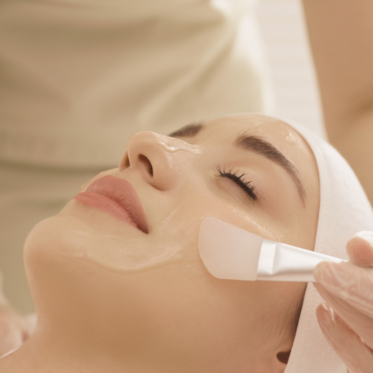 Toxina Botulínica + Peeling Químico